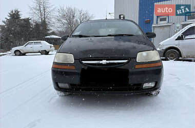 Седан Chevrolet Aveo 2004 в Кривом Роге