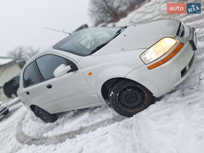Седан Chevrolet Aveo 2004 в Черновцах фото 4 Седан Chevrolet Aveo 2004 в Черновцах