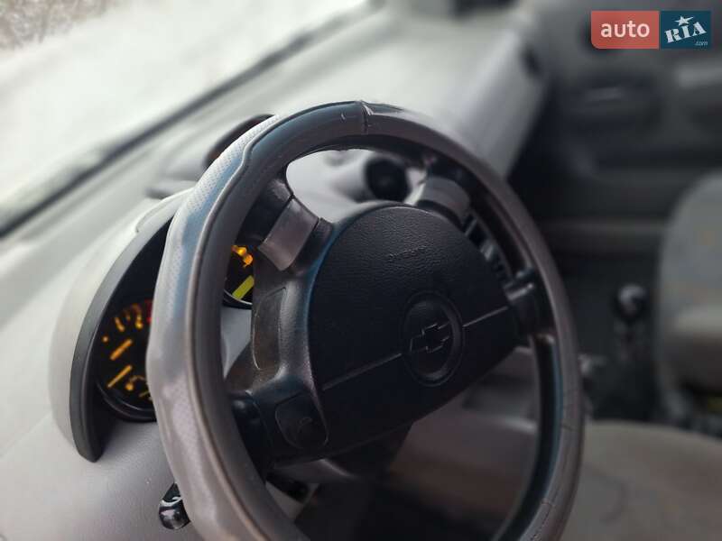 Седан Chevrolet Aveo 2004 в Черновцах фото 33 Седан Chevrolet Aveo 2004 в Черновцах
