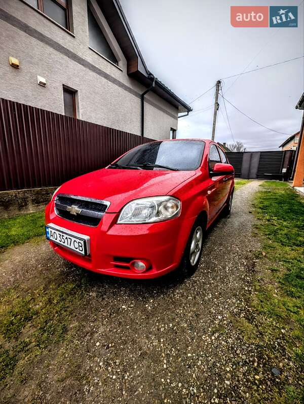 Седан Chevrolet Aveo 2007 в Тячеві