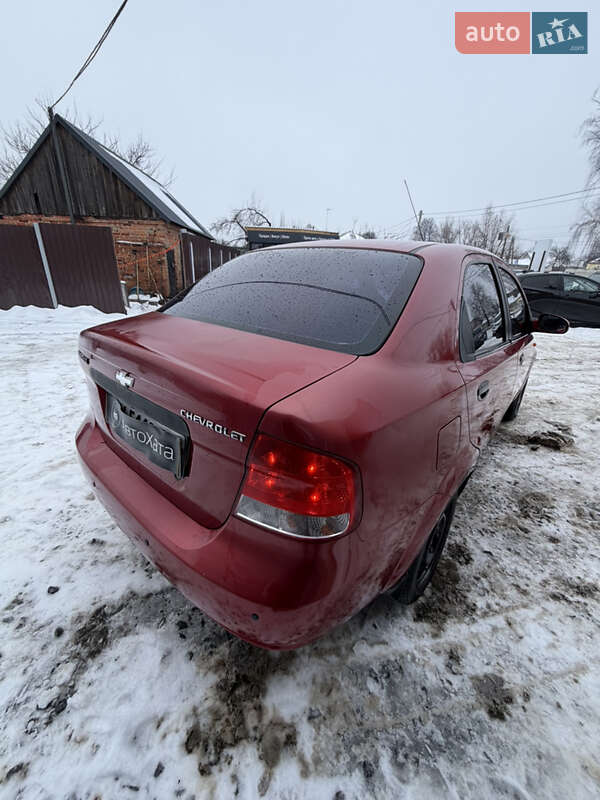 Седан Chevrolet Aveo 2005 в Дергачах