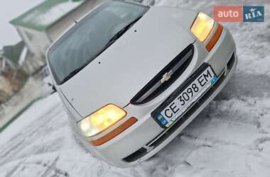 Седан Chevrolet Aveo 2004 в Чернівцях