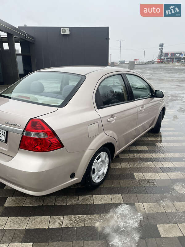 Седан Chevrolet Aveo 2007 в Львове