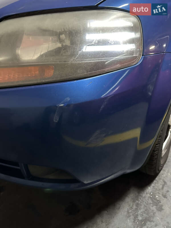 Хэтчбек Chevrolet Aveo 2008 в Киеве