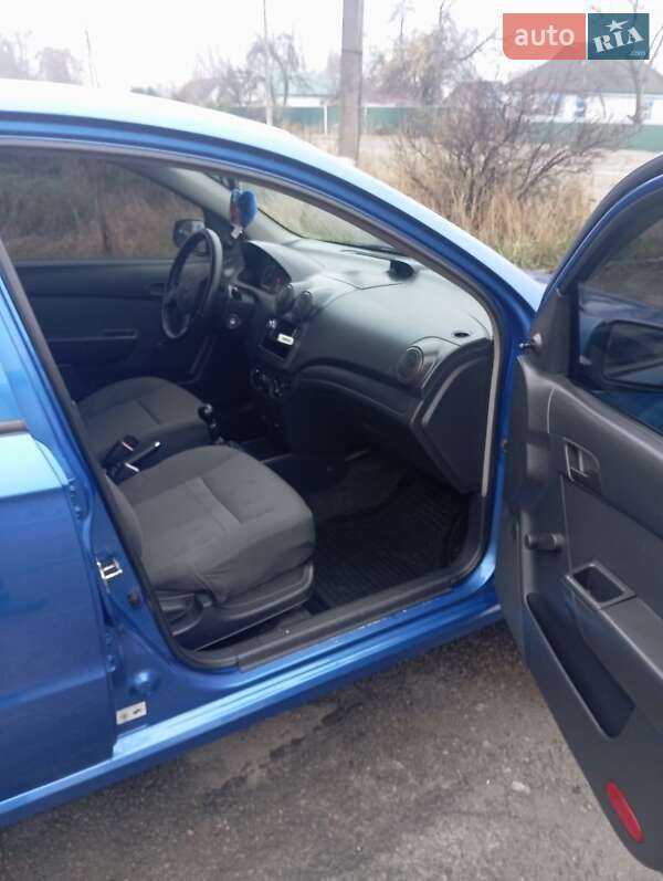 Седан Chevrolet Aveo 2008 в Новоархангельске