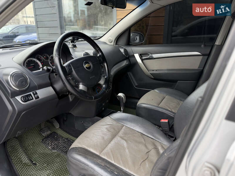 Хэтчбек Chevrolet Aveo 2009 в Шептицькому
