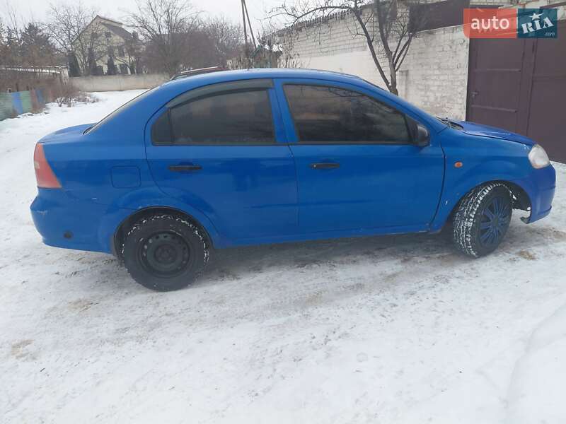 Седан Chevrolet Aveo 2006 в Харькове