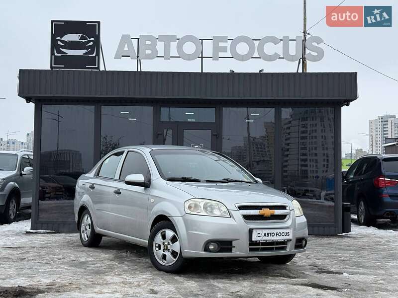 Седан Chevrolet Aveo 2006 в Киеве
