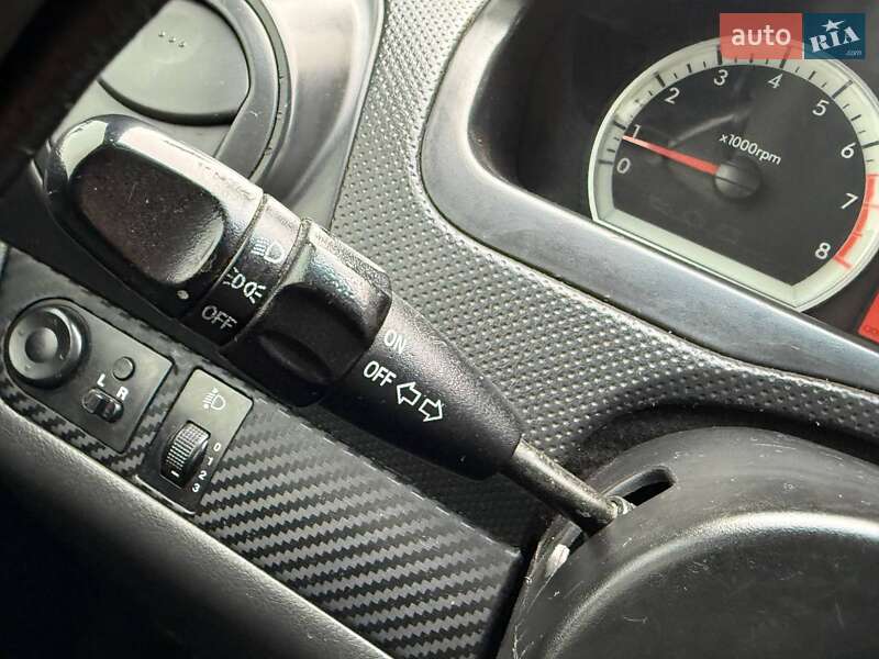 Седан Chevrolet Aveo 2006 в Киеве