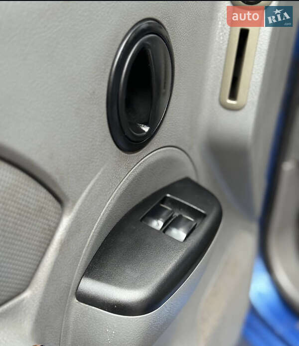 Хэтчбек Chevrolet Aveo 2005 в Сумах фото 9 Хэтчбек Chevrolet Aveo 2005 в Сумах