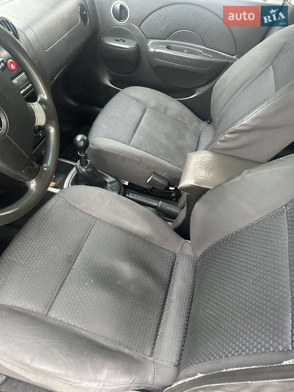 Хэтчбек Chevrolet Aveo 2007 в Киеве