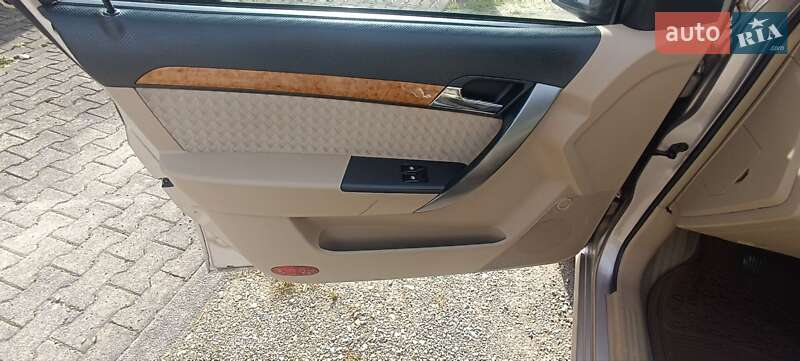 Седан Chevrolet Aveo 2007 в Запорожье фото 27 Седан Chevrolet Aveo 2007 в Запорожье