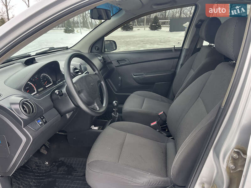 Седан Chevrolet Aveo 2006 в Києві фото 10 Седан Chevrolet Aveo 2006 в Києві