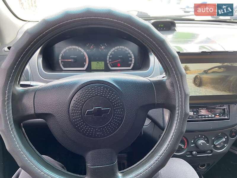 Седан Chevrolet Aveo 2007 в Киеве