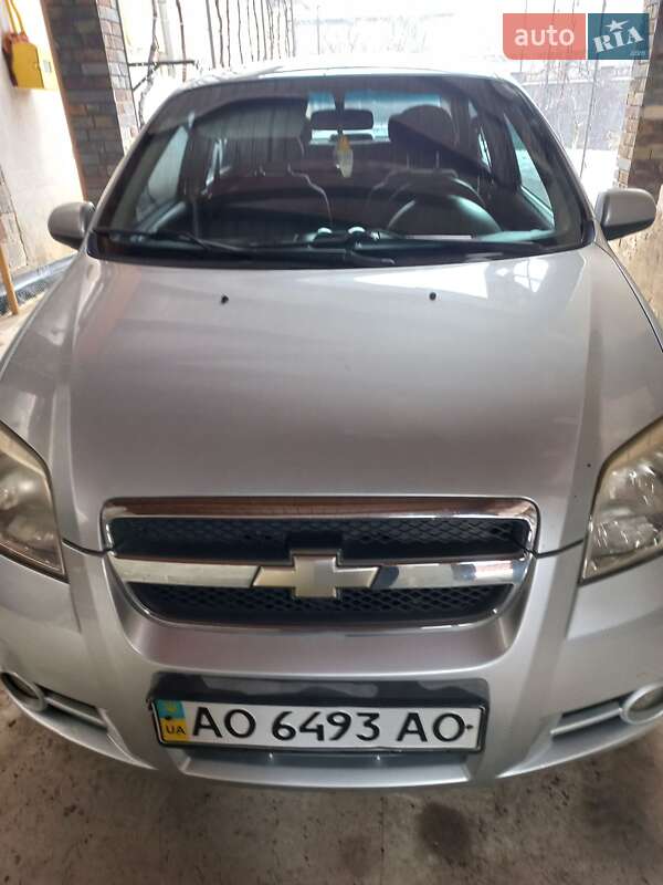 Седан Chevrolet Aveo 2008 в Иршаве