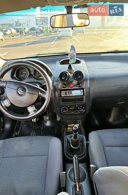 Седан Chevrolet Aveo 2006 в Одесі