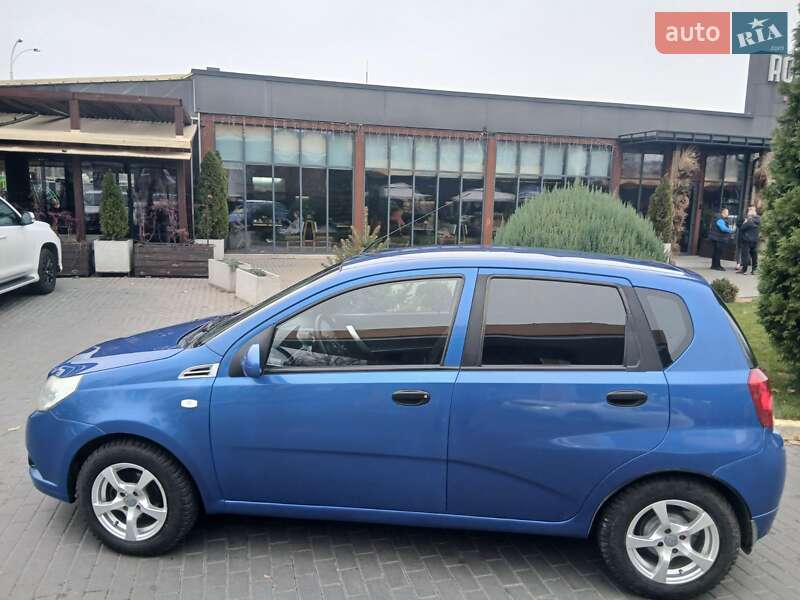 Хэтчбек Chevrolet Aveo 2008 в Днепре фото 5 Хэтчбек Chevrolet Aveo 2008 в Днепре