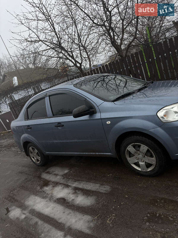Седан Chevrolet Aveo 2007 в Николаеве