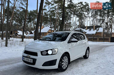 Хетчбек Chevrolet Aveo 2012 в Чернігові