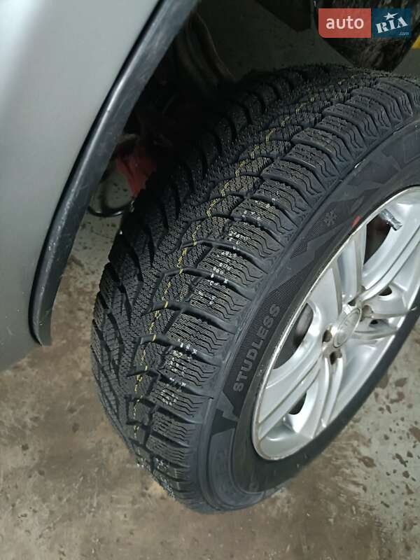 Седан Chevrolet Aveo 2007 в Чернигове