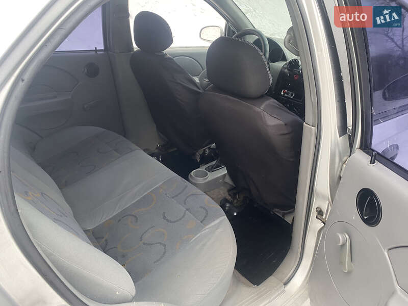 Седан Chevrolet Aveo 2005 в Каменском фото 15 Седан Chevrolet Aveo 2005 в Каменском