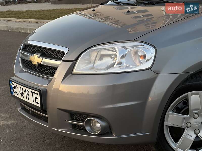 Седан Chevrolet Aveo 2007 в Миколаєві