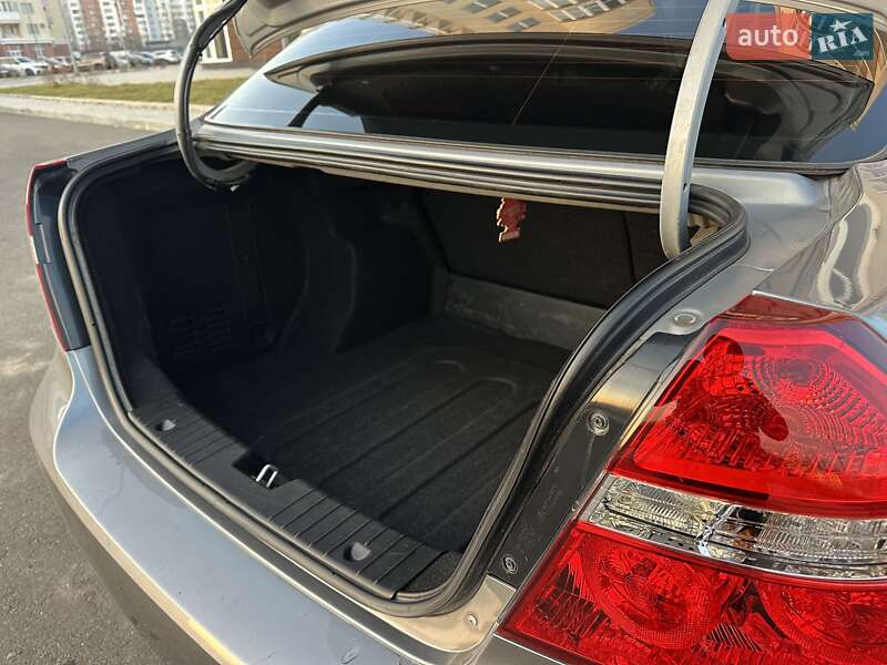 Седан Chevrolet Aveo 2007 в Миколаєві