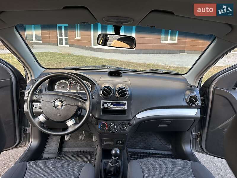 Седан Chevrolet Aveo 2007 в Миколаєві