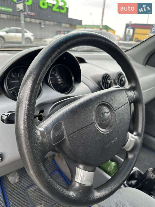 Седан Chevrolet Aveo 2005 в Киеве фото 16 Седан Chevrolet Aveo 2005 в Киеве