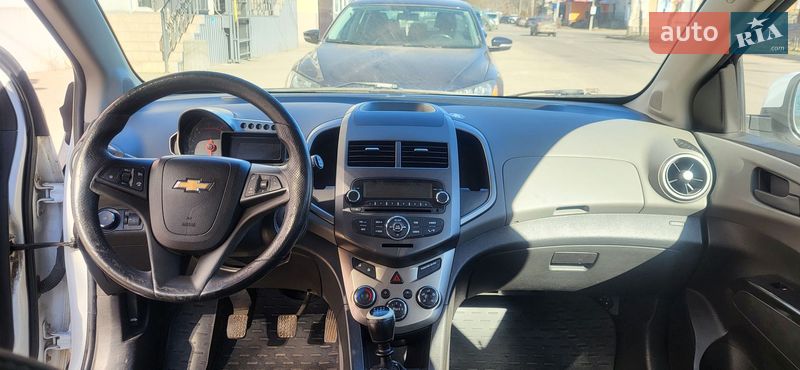 Хетчбек Chevrolet Aveo 2013 в Вознесенську