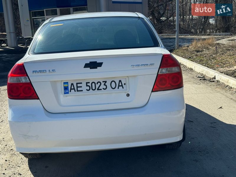 Седан Chevrolet Aveo 2009 в Днепре