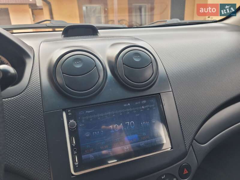 Седан Chevrolet Aveo 2008 в Миргороді