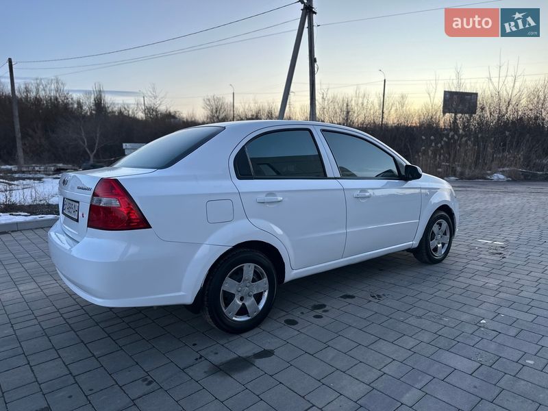 Седан Chevrolet Aveo 2007 в Хмельницькому