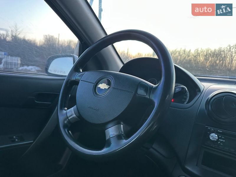 Седан Chevrolet Aveo 2007 в Хмельницькому