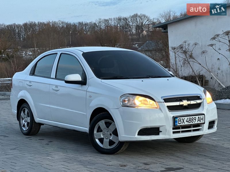 Седан Chevrolet Aveo 2007 в Хмельницькому