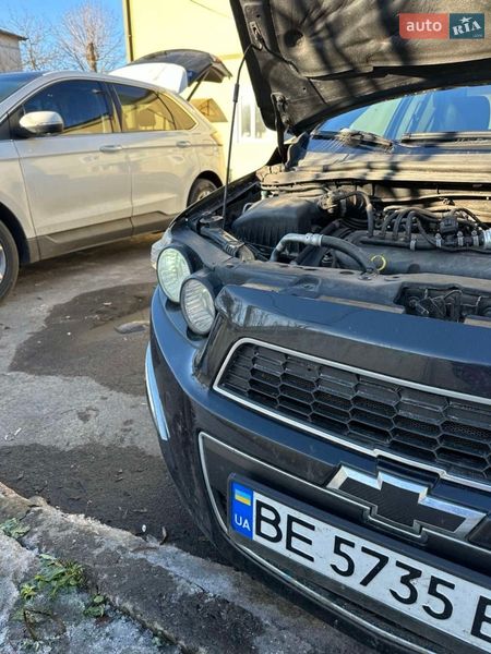 Седан Chevrolet Aveo 2013 в Мукачевому