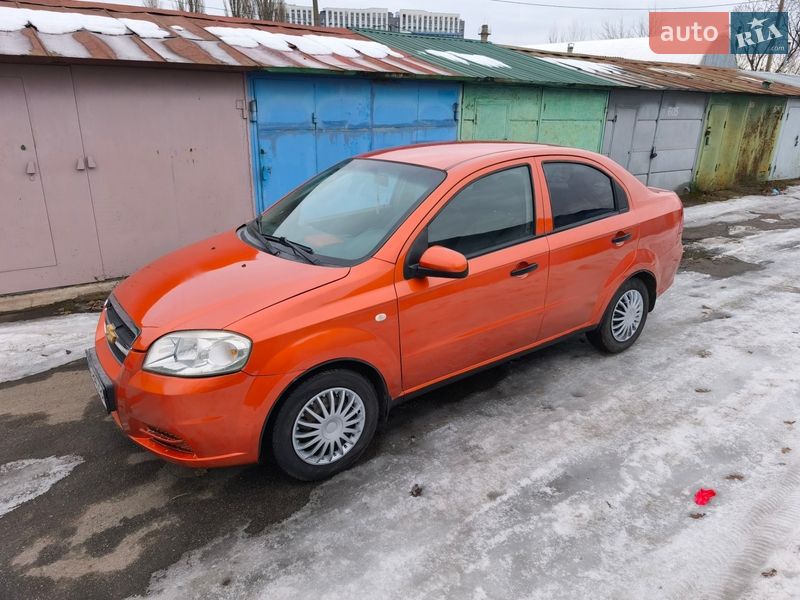 Седан Chevrolet Aveo 2006 в Киеве