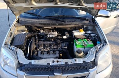 Седан Chevrolet Aveo 2008 в Запоріжжі