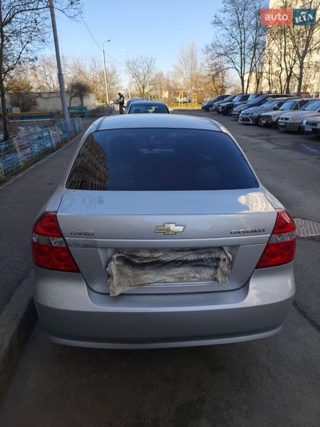 Седан Chevrolet Aveo 2006 в Киеве