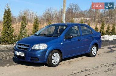 Седан Chevrolet Aveo 2010 в Ровно