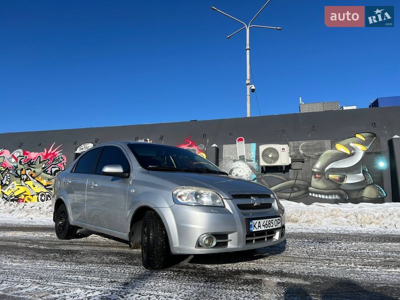 Седан Chevrolet Aveo 2008 в Києві