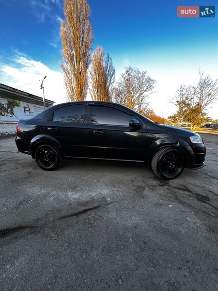 Седан Chevrolet Aveo 2006 в Києві