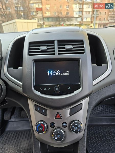 Седан Chevrolet Aveo 2013 в Харькове