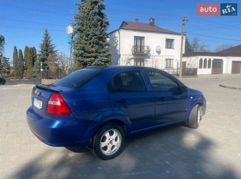 Седан Chevrolet Aveo 2007 в Бродах