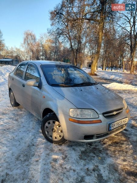 Седан Chevrolet Aveo 2004 в Нежине