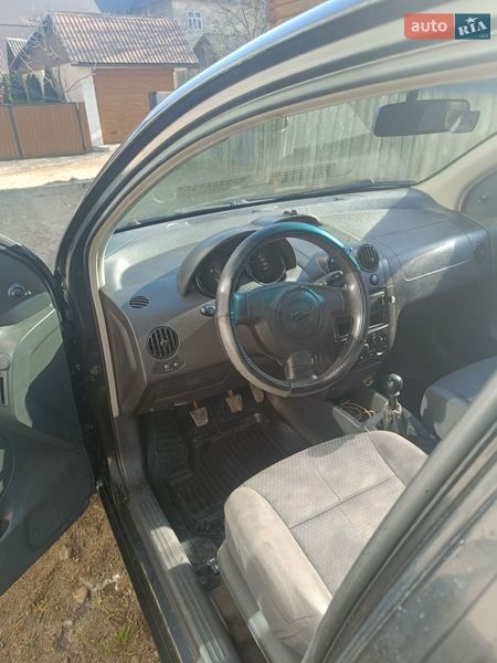 Седан Chevrolet Aveo 2005 в Дубовом