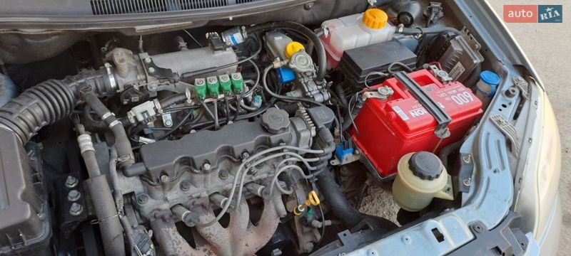 Седан Chevrolet Aveo 2012 в Кропивницком