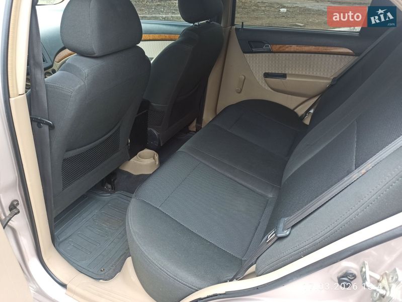 Седан Chevrolet Aveo 2008 в Харькове