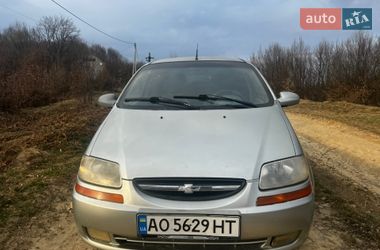 Седан Chevrolet Aveo 2004 в Тячеві