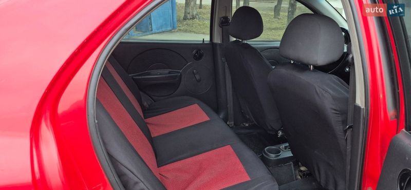 Седан Chevrolet Aveo 2006 в Новгородке